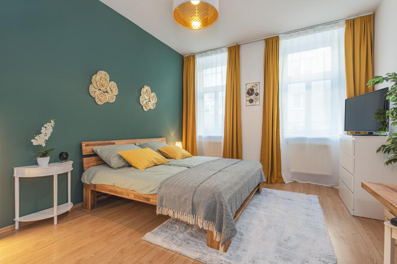 Apartament Beautiful - 12 Minutes To Center